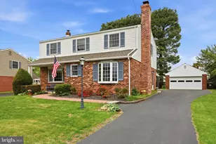 709 Suellen Dr, King of Prussia, PA 19406 - Photo 2