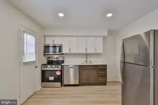 305 S Warminster Rd, Hatboro, PA 19040 - Photo 1