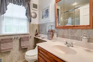 405 Toland Dr, Fort Washington, PA 19034 - Photo 26