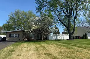 25 Maple Ave, Hatboro, PA 19040 - Photo 2