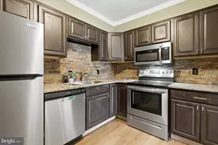 1103 Whitpain Hills, Blue Bell, PA 19422 - Photo 10