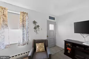 132 E 3rd Ave, Conshohocken, PA 19428 - Photo 10