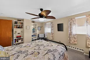 132 E 3rd Ave, Conshohocken, PA 19428 - Photo 14