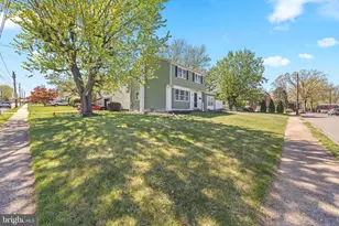 323 Edgewood Ave, Lansdale, PA 19446 - Photo 2