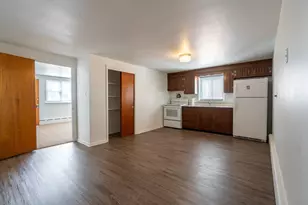 346 W 6th Ave, Conshohocken, PA 19428 - Photo 8