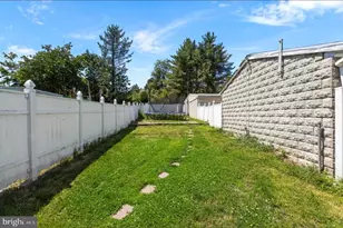 729 Haws Ave, Norristown, PA 19401 - Photo 22