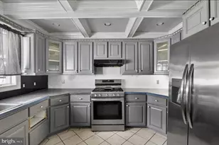 729 Haws Ave, Norristown, PA 19401 - Photo 8