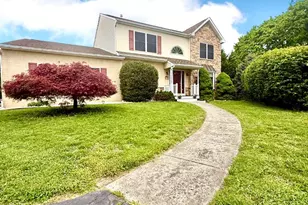 358 Peachtree Dr, Jenkintown, PA 19046 - Photo 2