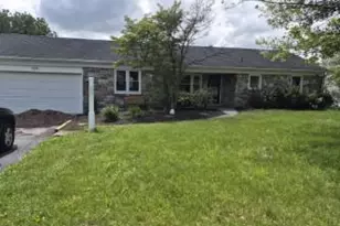434 E Moyer Rd, Pottstown, PA 19464 - Photo 1
