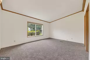 36 Bentwood Cir, Harleysville, PA 19438 - Photo 8