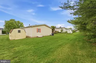 36 Bentwood Cir, Harleysville, PA 19438 - Photo 16