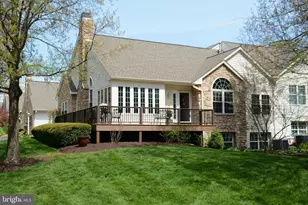 182 Lion's Gate Cir, Souderton, PA 18964 - Photo 2