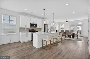 124 Everleigh Dr, Royersford, PA 19468 - Photo 4