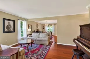 197 W 8th St, Pennsburg, PA 18073 - Photo 8