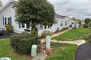 103 Lilac Pl, Royersford, PA 19468 - Photo 2