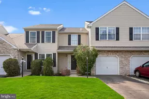 1437 Hillcrest Ct, Lansdale, PA 19446 - Photo 2
