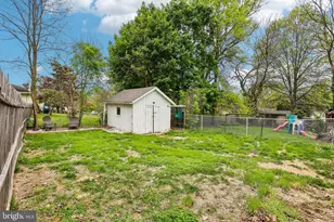 325 Cottage Ave, Horsham, PA 19044 - Photo 28