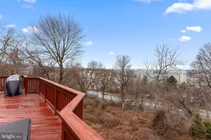 1102 Riverview Ln, Conshohocken, PA 19428 - Photo 32