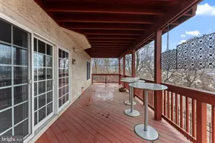 1102 Riverview Ln, Conshohocken, PA 19428 - Photo 34
