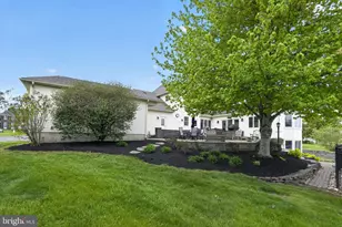 547 Carriage House Ln, Harleysville, PA 19438 - Photo 70
