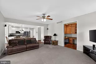 547 Carriage House Ln, Harleysville, PA 19438 - Photo 18