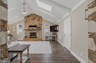 3936 Martin Rd, Huntingdon Valley, PA 19006 - Photo 6