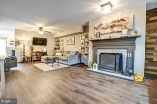 2489 Dragon Cir, Norristown, PA 19403 - Photo 8