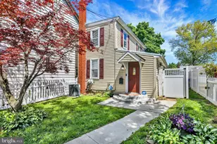 207 West St, Pottstown, PA 19464 - Photo 2
