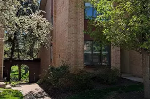 214 Stonybrook Dr, Norristown, PA 19403 - Photo 2
