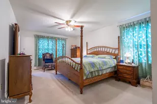 779 Hunter Dr, Pennsburg, PA 18073 - Photo 22