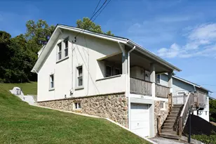 374 Dehaven St, Conshohocken, PA 19428 - Photo 18