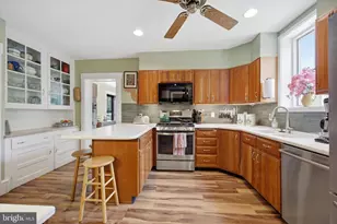 6 Hampden Ave, Narberth, PA 19072 - Photo 16