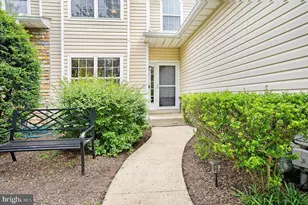 120 Medinah Dr, Blue Bell, PA 19422 - Photo 2