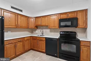 20321 Valley Forge Cir, King of Prussia, PA 19406 - Photo 26