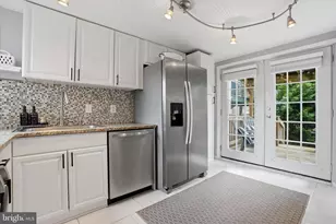 102 Cedar Ave, Conshohocken, PA 19428 - Photo 8