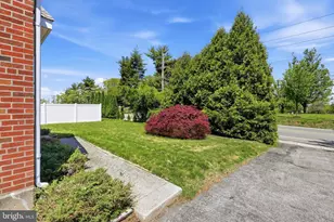 239 S Gulph Rd, King of Prussia, PA 19406 - Photo 4