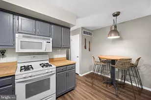 19 Loney St, Jenkintown, PA 19046 - Photo 8