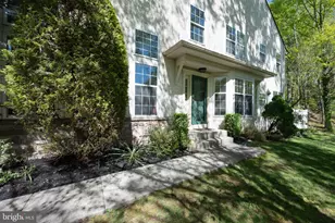 142 Green Valley Cir, Dresher, PA 19025 - Photo 4
