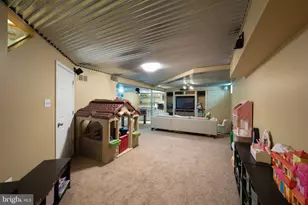 142 Green Valley Cir, Dresher, PA 19025 - Photo 28