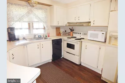 212 Fox Chase Court, North Wales, PA 19454 - Photo 6