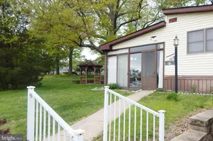 212 Fox Chase Ct, North Wales, PA 19454 - Photo 2