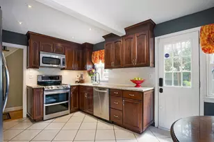 28 W Amherst Rd, Bala Cynwyd, PA 19004 - Photo 8