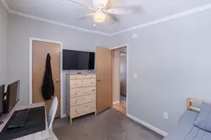 120 Bratton Dr, Norristown, PA 19403 - Photo 22