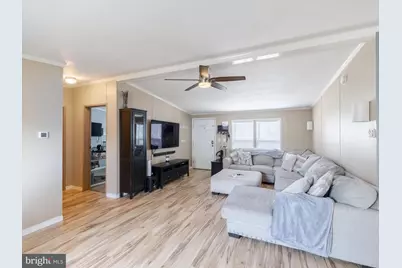 120 Bratton Drive, Norristown, PA 19403 - Photo 8