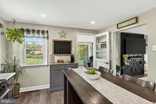 83 Hawthorne Ave, Gilbertsville, PA 19525 - Photo 12