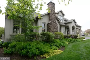 271 Country Club Dr, Telford, PA 18969 - Photo 4