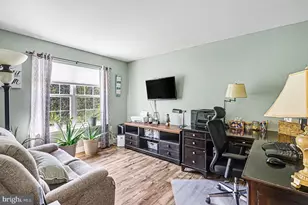 1105 Sun Valley Dr, Royersford, PA 19468 - Photo 22