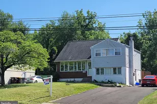 635 W County Line Rd, Hatboro, PA 19040 - Photo 1