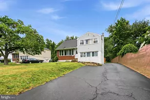 635 W County Line Rd, Hatboro, PA 19040 - Photo 6