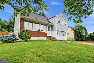 635 W County Line Rd, Hatboro, PA 19040 - Photo 1